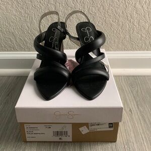 New with Box Jessica Simpson Krista Puffy Stilleto Heels Size 7 1/2M